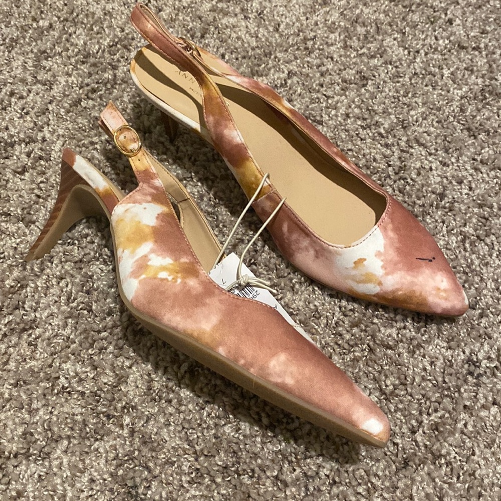 Ann Taylor sling Backs